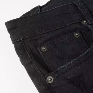 Jean en denim noir déchiré pour homme, coupe slim, poids moyen, haute qualité, style streetwear, durable, effet usé - Product Image 2