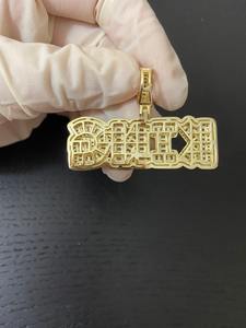 Collar con Colgante de Letra Personalizado para Hombre, Plata de Ley 925, Moissanita con Corte Brillante y Engaste de Bisel |   Anillo llamativo con diseño de hielo para cadera - Product Image 6