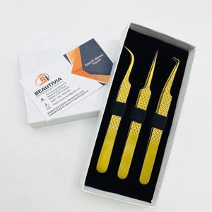 Pince à épiler de beauté à pointe de fibre pince à épiler d'extension de cils en acier durable avec logo personnalisé/petite pince à épiler plasma en or quantité minimale de commande en gros - Product Image 3