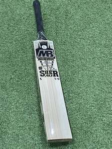 Batte de cricket en saule anglais Mb Malik Umz Sher ali Edition, légère, épaisseur 40 mm, avec housse de protection et grip supplémentaire - Product Image 5