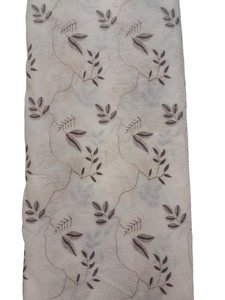 Tissu en coton blanc cassé en gros avec broderie de feuilles brunes et travail de cordon 3D pour vêtements de créateurs et décoration intérieure - Product Image 5