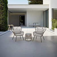 Prix d'usine Ensemble de meubles de jardin en plein air Chaise en osier PE avec table à thé Ensemble de chaises de bar