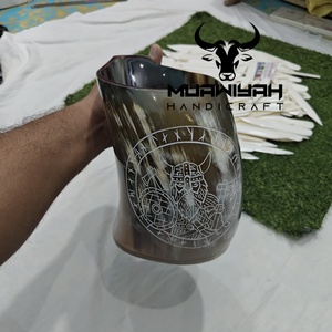 แก้วเขาสัตว์คุณภาพดีที่สุด ขัดเงา เป็นมิตรกับสิ่งแวดล้อม พร้อมลายแกะสลักสไตล์ไวกิ้ง ของขวัญทางธุรกิจ แก้วเบียร์กาแฟแบบกำหนดเอง ราคาดีที่สุด - Product Image 1