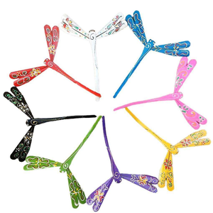 Juguete de Libélula de Bambú Pintado Ecológico para Niños - Decoración Navideña en Varios Colores, Hecho en Vietnam - Product Image 3