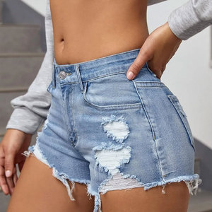 Shorts en jean pour femmes de qualité supérieure, respirants et super déchirés, avec délavage personnalisé pour un confort optimal - Product Image 4