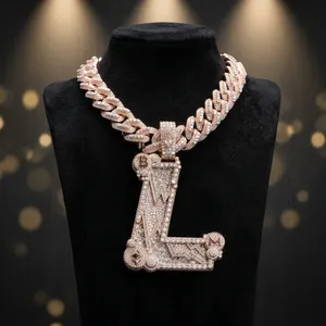 Collier chaîne avec pendentif lettre L au design unique, style Hip Hop, plaqué or rose, pavé de diamants de laboratoire, pour homme, idéal pour les soirées - Product Image 3