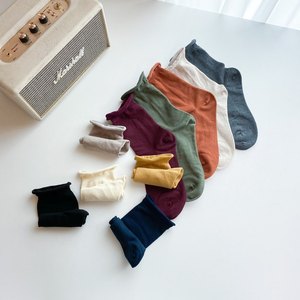 Chaussettes pour femmes, couleur unie, mélange de coton, respirantes, tricotées, pour un usage quotidien, style automne, coupe classique - Product Image 3