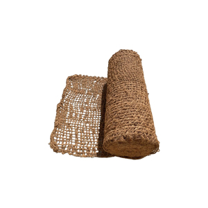 Filet en fibre de coco biodégradable pour la stabilisation des sols et la prévention de l'érosion sur les pentes, les rives de rivières et les talus - Product Image 1