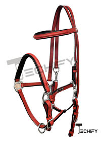 Ensemble de bridon de luxe en cuir rouge et noir pour cheval, avec peitorale et rênes |   Équipement d'équitation rembourré sur mesure pour l'équitation - Product Image 2