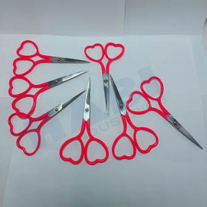 Tijeras Profesionales Rectas y Afiladas de Acero Inoxidable para Bordado en Cruz para Diestros, Pequeñas Tijeras para Cutículas, Venta al por Mayor Personalizada - Product Image 4