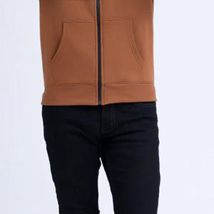 เสื้อฮู้ดผู้ชายแฟชั่นใหม่สำหรับฤดูหนาว ผ้าฝ้ายฟลีซ 100% แขนยาว ทรงโอเวอร์ไซส์ สีพื้น เรียบง่าย ระบายอากาศได้ดี แห้งเร็ว มีกระเป๋า - Product Image 5
