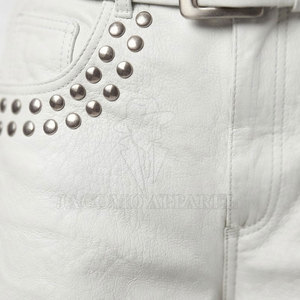 Pantalones cortos de cuero con pedrería estilo motero para hombre, de cuero auténtico, hasta la rodilla, casuales, para montar, con bolsillos, ¡los más vendidos! - Product Image 6