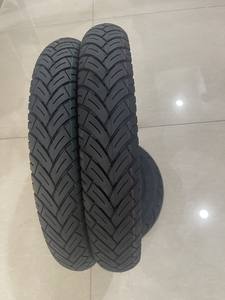 Neumático para Scooter KUMATIRE K334A 70/90-17 80/90-17 Sin Cámara con Agarre Confiable en Carreteras Urbanas - Product Image 3