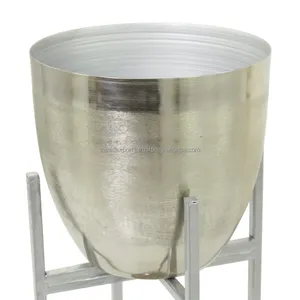 Luxury Decorative Metal Flower Vase Mirror Finish Interior Bulk Export Premium Textured Surface Metal Flower Vase Flower Vase - Product Image 6