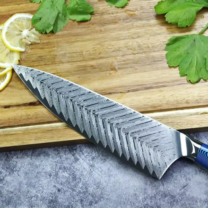 Juego de Cuchillos de Cocina Profesionales de 8 Piezas, Hechos a Mano en Acero de Damasco, con Mangos de Plástico y Hoja de Punta Caída, Personalizables OEM - MS Enterprise - Product Image 3