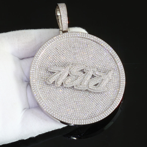 จี้เพชรโมอิสซาไนต์ทรงกลมแบบกำหนดเองได้ เงินแท้ 925 ประดับเพชรเต็มวง สร้อยคอเหรียญวงกลม ผ่านการทดสอบเพชร - Product Image 2