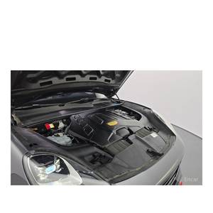 Porsche Cayenne 4.0 Turbo 2023 con Volante a la Izquierda, Asientos de Cuero, Cámara Trasera, Solo 66,498 Km! - Product Image 6