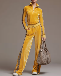 Women's Velvet Tracksuit Set Full Sleeve Leopard Trim Zipper Top And Matching Pants Loose Fit Casual All Seasons Wear - Product Image 1