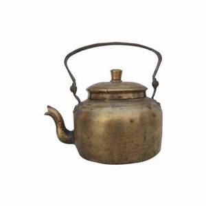 Bouilloire à thé vintage en métal avec couvercle et poignée en métal - Product Image 1
