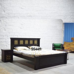 El último diseño de cama de cabeza alta de madera maciza cama hecha a mano de excelente calidad para hoteles y resorts disponible para compradores a granel - Product Image 2