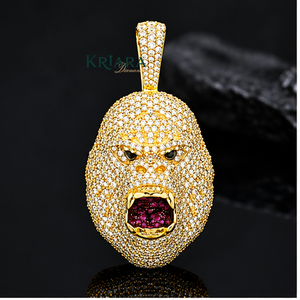 Pendentif Masque de Singe en Argent 925 Plaqué Or avec Diamant de Laboratoire et Incrustation de Rubis Style Hiphop Unisexe pour Usage Quotidien - Product Image 1