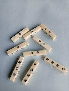 Dés en os polis faits à la main, artisanaux indiens, écologiques, forme carrée moderne, pièces de jeu artisanales naturelles, objets d'art de collection pour jeux de dés - Product Image 3