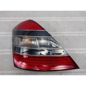ไฟท้ายมือสองรุ่น S-class ด้านซ้าย A2218200164 - Product Image 1