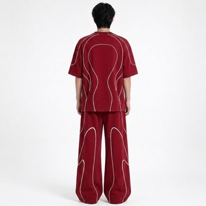 Conjunto de Camiseta Oversize Personalizada y Pantalones Anchos para Hombre, Estilo Urbano Holgado de Dos Piezas con Cuello Redondo, Ropa de Verano Personalizada - Product Image 2