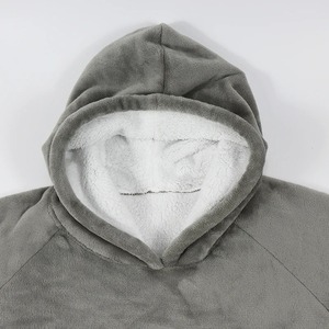 Couverture à capuche pour femme en flanelle et polaire Sherpa, couleur unie, surdimensionnée, extra longue, modèle 2026, vente en gros - Product Image 4