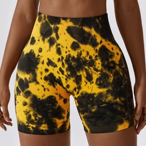 Shorts de yoga taille haute personnalisés en gros avec poches, effet push-up, pour le fitness et la course, shorts athlétiques classiques pour femmes, effet délavé - Product Image 4