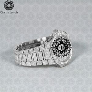 Montre de luxe pour femme Charm_Jewells en acier inoxydable, boîtier rond de 30 mm, mouvement à quartz analogique, accents de diamants, bracelet en cuir - Product Image 5
