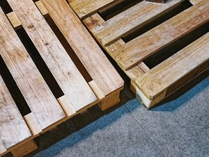 Palettes en bois pur de qualité supérieure à vendre - Meilleures palettes en bois Epal Euro à vendre au prix le plus bas disponible en gros en Autriche - Product Image 5