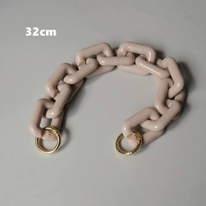 Accesorios Decorativos para el Hogar, Cadena Grande de Resina con Eslabones, Estilo Creativo para Interiores, Hechos a Mano, Artesanía Exótica - Product Image 3
