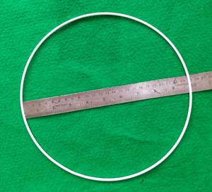 Cercle en fer rond de 25 cm pour la fabrication artisanale de attrape-rêves en bambou et rotin, incluant un kit de 4 cerceaux DIY pour attrape-rêves. - Product Image 1