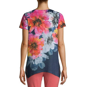 T-shirts d'été pour femmes sublimés OEM, en tissu polyester respirant, design personnalisé avec logo, t-shirts à marque privée en vente - Product Image 2