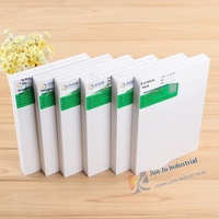 Fabricant de feuilles de plastique 3 mm 25 mm 30 mm PVC Celuka Forex Sheet Board PVC Foam Board Publicité extérieure Armoire de cuisine