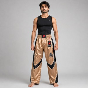 Pantalon de kick-boxing professionnel fabriqué avec une technologie de tissu de pointe pour un confort supérieur et des mouvements sans contraintes - Product Image 1