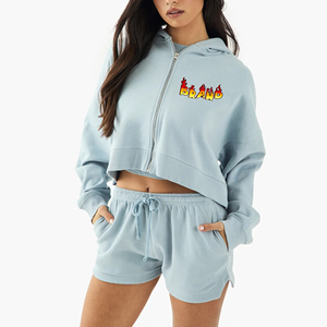 Ensemble de survêtements en coton pour femmes avec logo personnalisé, 2 pièces : sweat à capuche court zippé et short, coupe oversize à épaules tombantes, respirant, longueur genou, couleur unie - Product Image 4