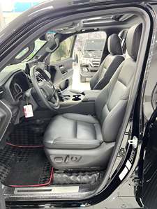 Toyota Land Cruiser LC300 VXR Usado 2023 - Product Image 5