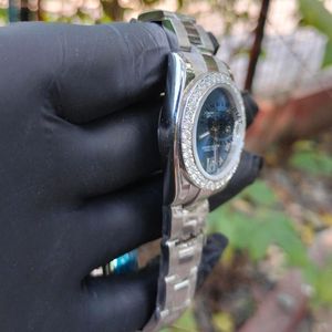 Reloj Splendid Gift Jewelry para Hombre con Movimiento de Cuarzo ETA, Esfera de Cristal de Zafiro de 28 mm, Plateado y con Moissanita, con Números Romanos Analógicos - Product Image 3
