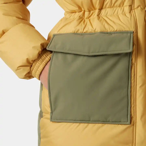 Parka réversible imperméable et isolée pour femme, idéale pour les sports d'hiver, avec capuche en fourrure coupe-vent, décontractée, fournisseur d'usine OEM ODM - Product Image 5