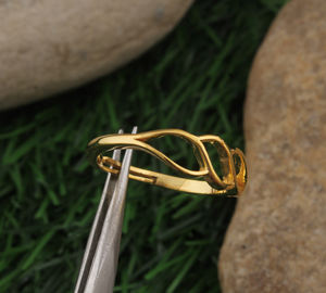 Bague en argent sterling vintage à feuille, inspirée de la nature, branche d'arbre, bande ouverte réglable, style classique, sertissage à bélière, bijoux de fête - Product Image 3