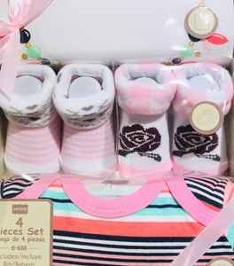 Conjunto Esencial para Recién Nacidos (0-6 Meses) |   Ropa de Bebé Transpirable de Calidad de Exportación New Vision |   Body con Diseño de Patrón Personalizado y Color a Elección - Product Image 2