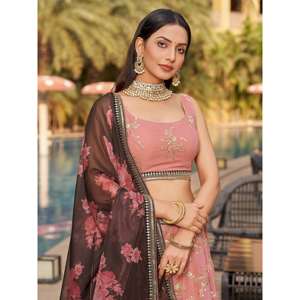 Increíble Lehenga Choli de Georgette Rosa Bordada, Semi-Confeccionada, para Bodas, de Zeel Clothing - Product Image 4