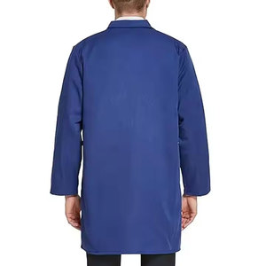 เสื้อกาวน์แขนยาวสีขาวผ้าฝ้ายมีกระเป๋าอเนกประสงค์ ระบายอากาศได้ดี เหมาะสำหรับบุคลากรทางการแพทย์ในคลินิก โรงพยาบาล และห้องปฏิบัติการ - Product Image 6
