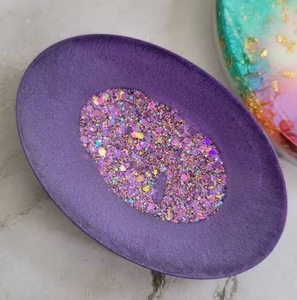 Porte-savon carré en résine écologique et résistant à l'eau ILAHI – Moderne, personnalisable, idéal pour les fêtes et le shopping - Product Image 1