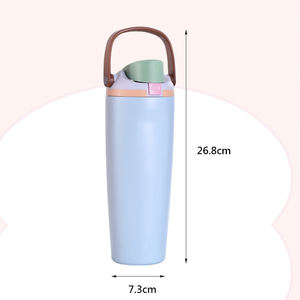Gourde métallique ultime à isolation thermique avec couvercle hybride et support de transport robuste pour les athlètes - Product Image 6