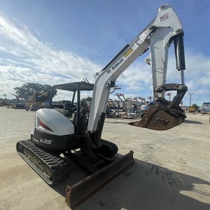 Miniexcavadora Bobcat E35 compacta con giro de cola cero para construcción, paisajismo y excavaciones pesadas - Product Image 1