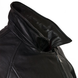 Chaqueta de Cuero PU de Moda Casual para Mujer, de Color Sólido, con Cuello Camisero, Cierre de Cremallera y Manga Larga - Product Image 4