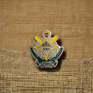 ตราสัญลักษณ์โลหะน้ำหนักเบาคุณภาพสูงสั่งทำได้ตามต้องการ บริการ OEM สินค้ามาใหม่ ตราสัญลักษณ์เมสัน สีดำ รับผลิตฟรี - Product Image 1